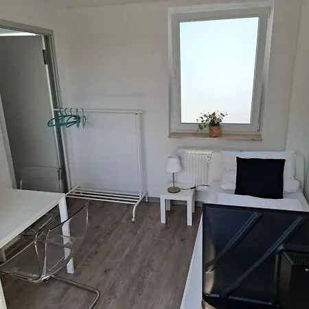 Cityoase Am Koenigsweg, 3, Wifi, Stellplatz, Netflix * Magdeburg